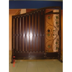 Swing Gate